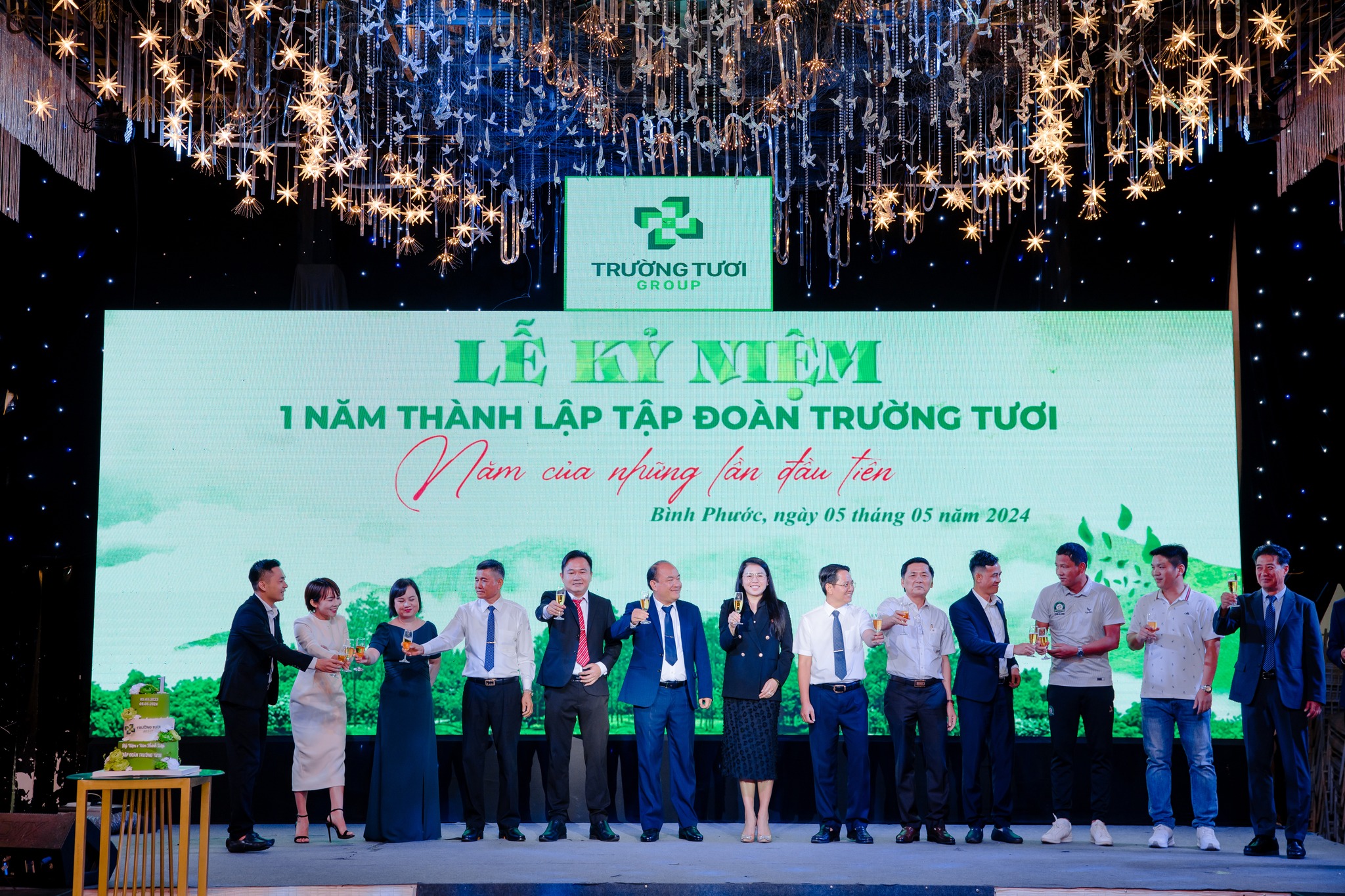 le-ky-niem-1-nam-thanh-lap-tap-doan-truong-tuoi